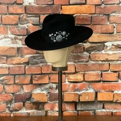 Cheap 🔔 Double D Ranch - Adirondacks Trade Silver Hat 🛒 15 Double D Ranch - Adirondacks Trade Silver Hat