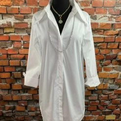 The Sparkling Spur Tops Crisp White Shirt