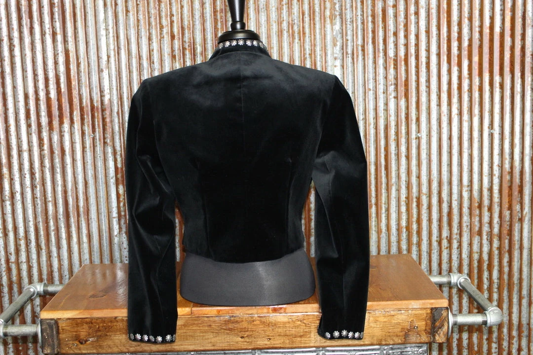 Promo π Double D Ranch Wear Cropped Velvet Jacket TIFFIANY'S CLOSET π€© 7 Double D Ranch Wear Cropped Velvet Jacket TIFFIANY'S CLOSET