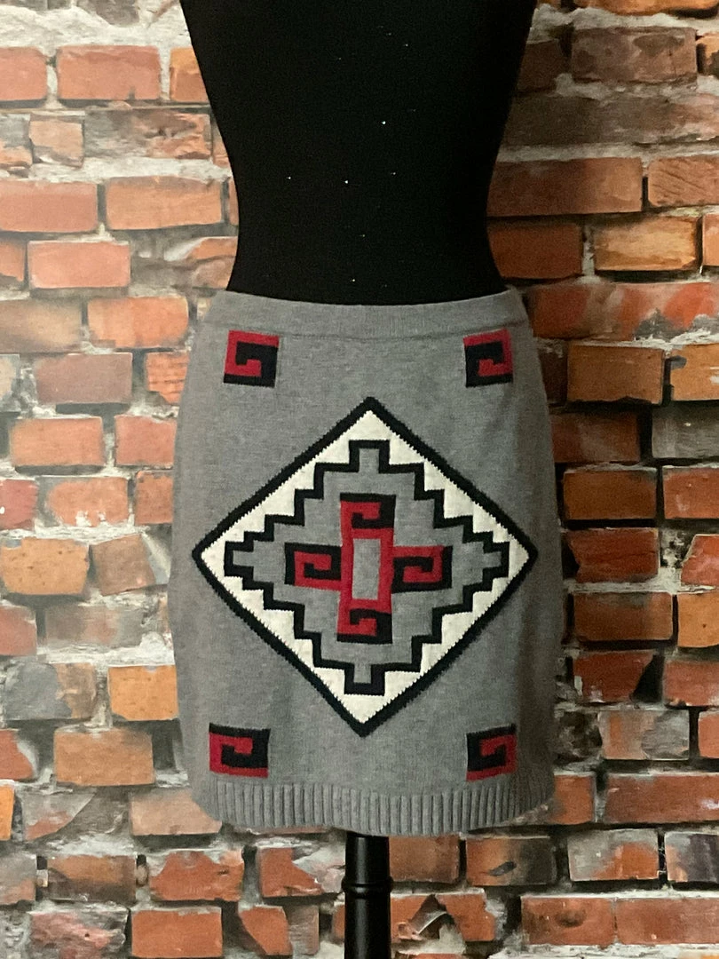 Brand new π― Roja Sweater π Skirt π 3 Roja Sweater Skirt