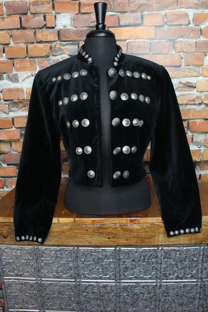 Promo π Double D Ranch Wear Cropped Velvet Jacket TIFFIANY'S CLOSET π€© 4 Double D Ranch Wear Cropped Velvet Jacket TIFFIANY'S CLOSET