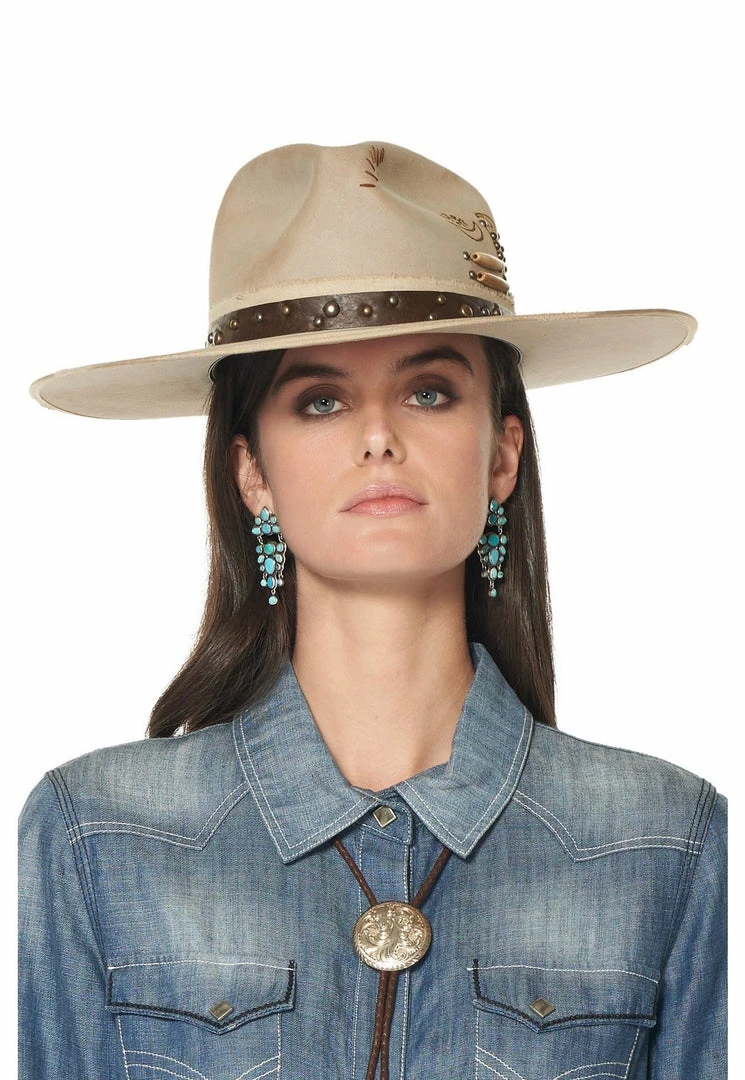 New 🎉 Double D Ranch Wear - Cynthia Hats/Headbands/Scarves/Gloves Making Horse Medicine Hat 👍 7 Double D Ranch Wear - Cynthia Hats/Headbands/Scarves/Gloves Making Horse Medicine Hat