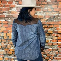 Double D Ranch Wear - Wild Horses Collection Switchback Jacket Jackets