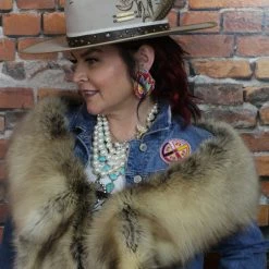 Double D Ranch Wear - Cynthia Hats/Headbands/Scarves/Gloves Making Horse Medicine Hat
